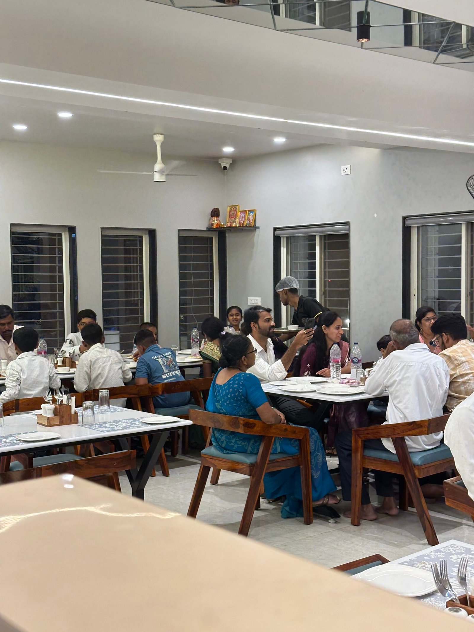Restaurant dining at Hotel Royal Sagar